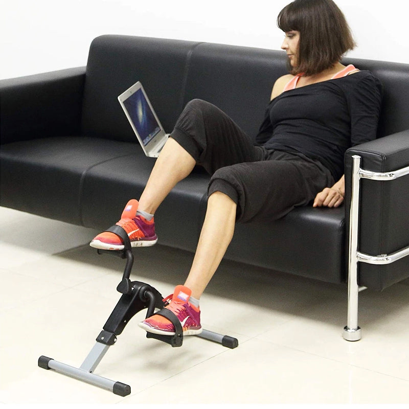 Vélo Pédalier de Bureau avec Écran LCD — Résistance Réglable, Bras & Jambes | Compact & Silencieux